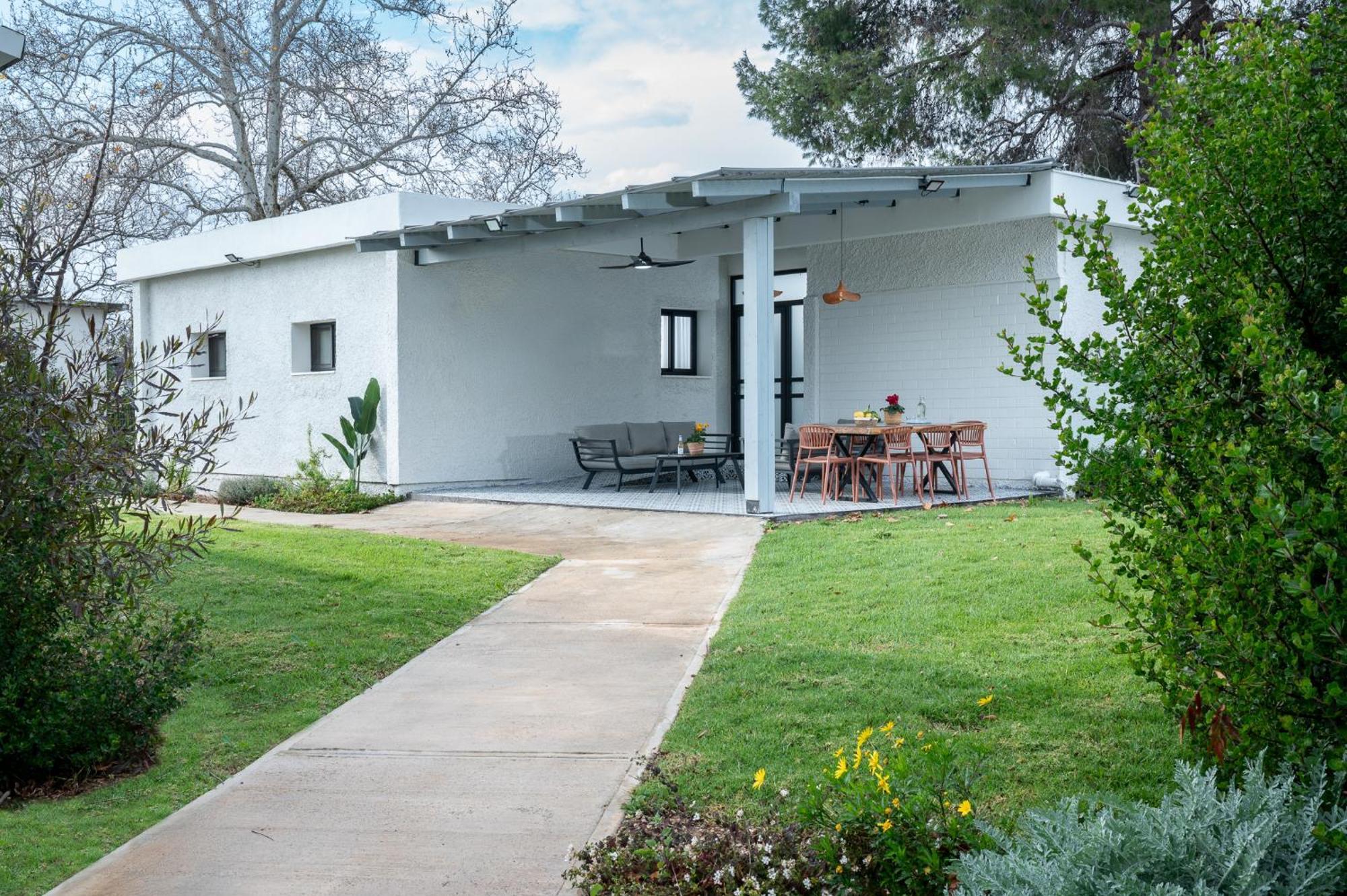 Erettz Dafna Travel Hotel Exterior foto
